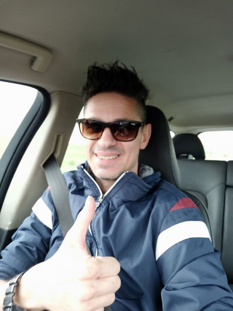  20901006  BEPPE, 48 ,    Praha