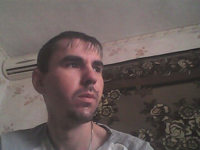 21639046  , 32 ,    