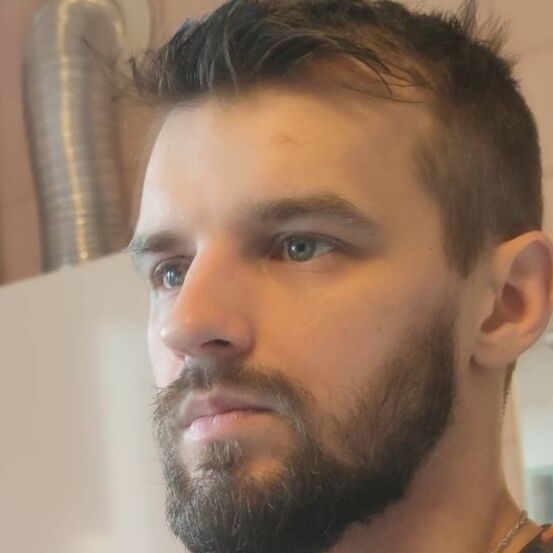  ,   Viktor, 34 ,   ,   , c , 