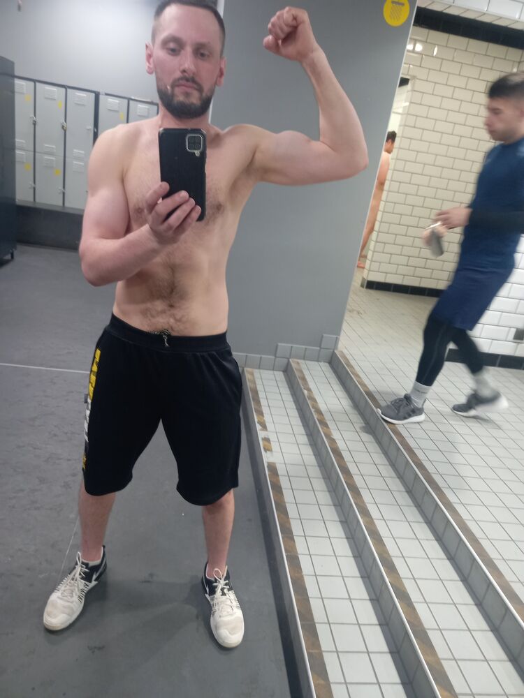  43479366  , 32 ,    