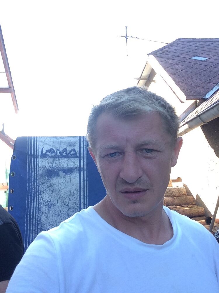  47378236  Nikolas, 44 ,    