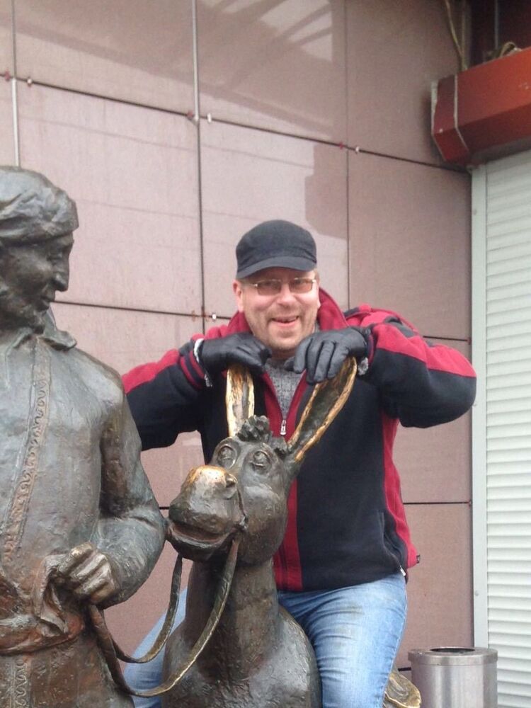  ,   Boris, 54 ,   