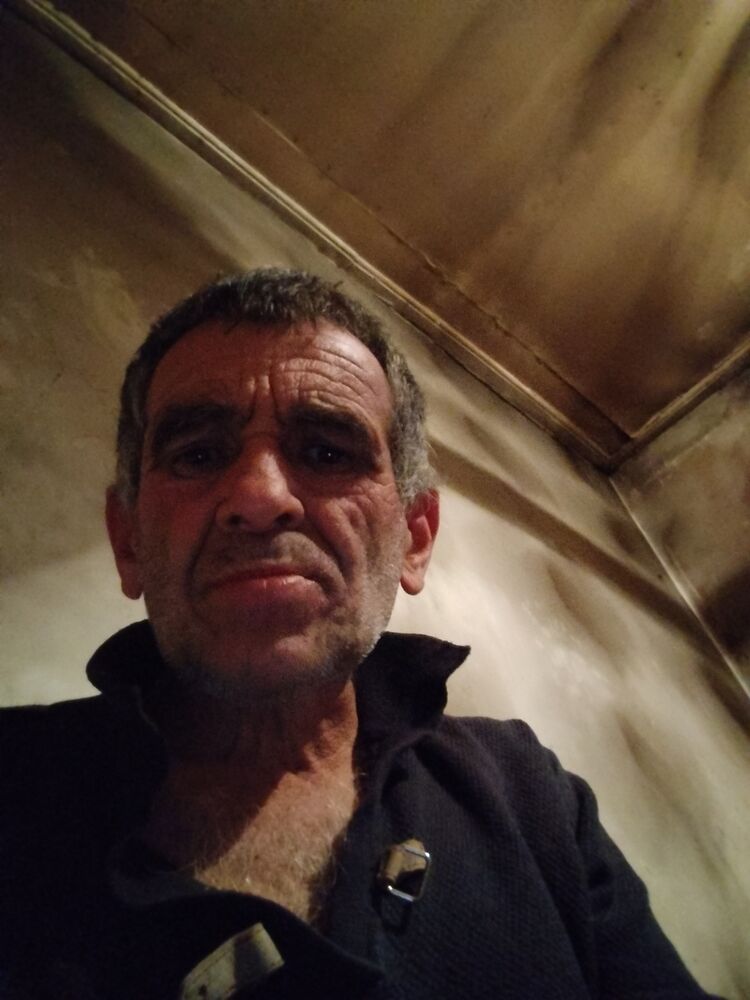  41096976  , 59 ,    