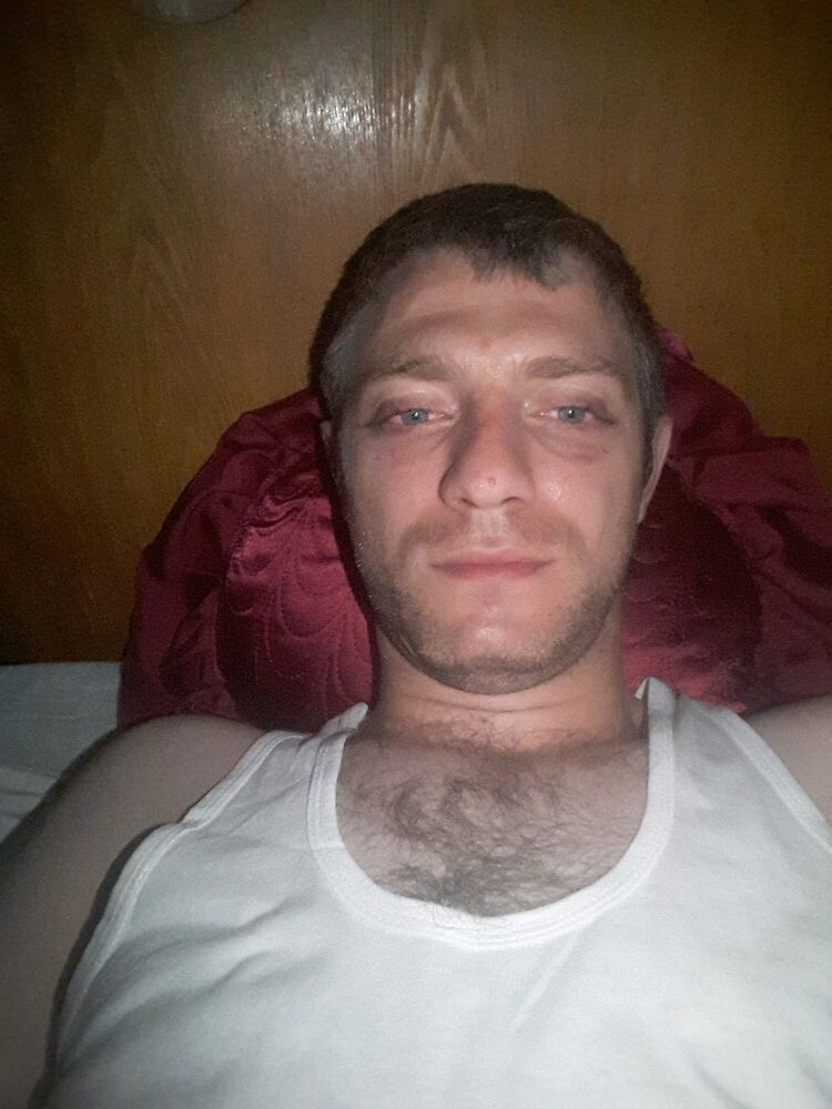  ,   Arut, 39 ,   