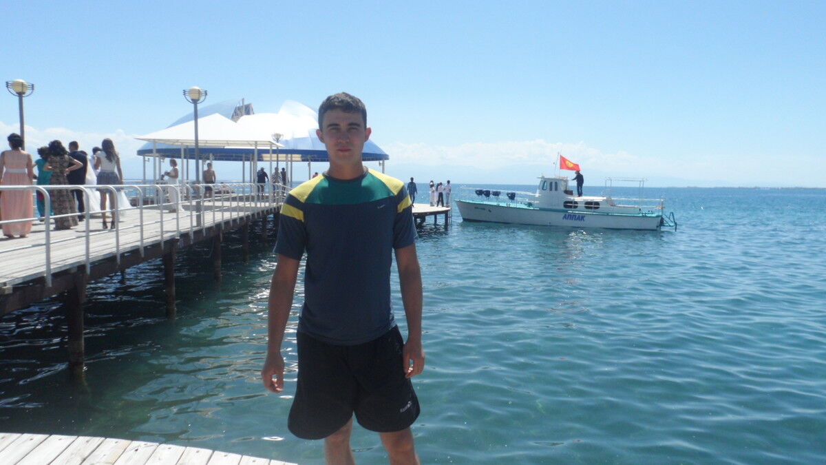  4733196  Ediko, 35 ,    