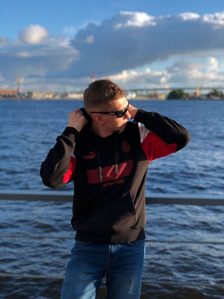  48805866  , 25 ,    -