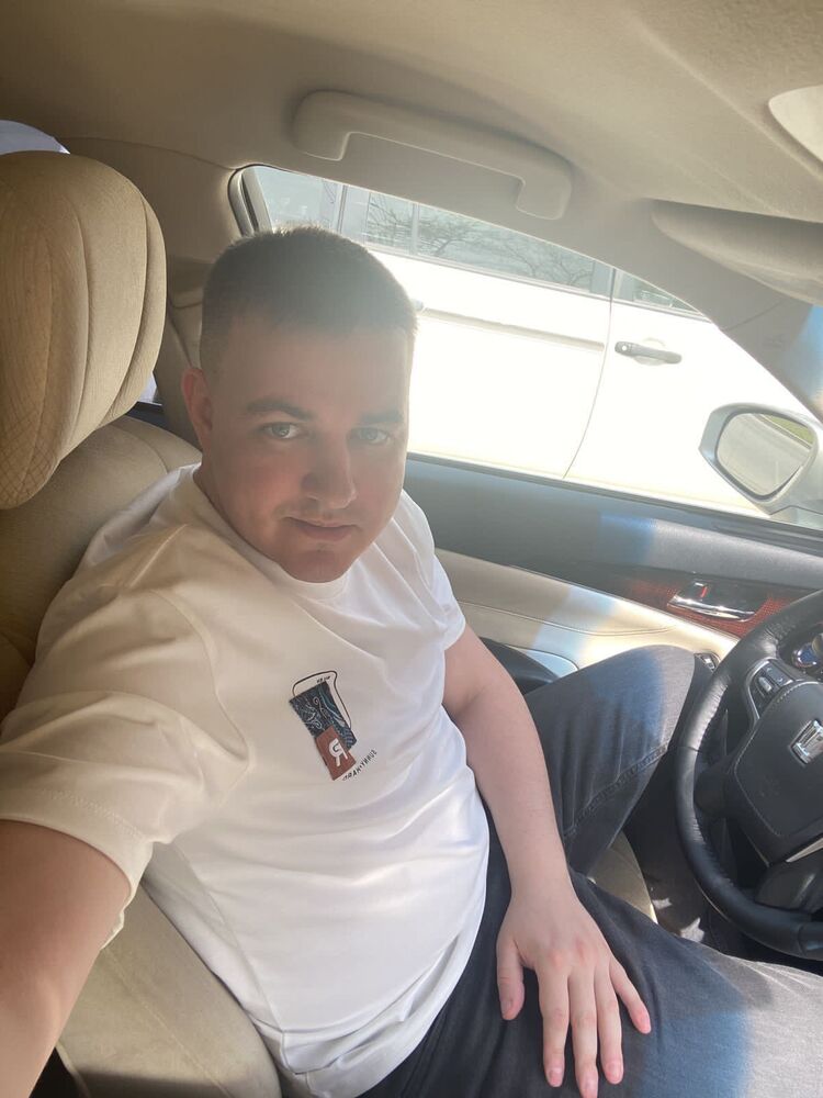  49237976  , 32 ,    