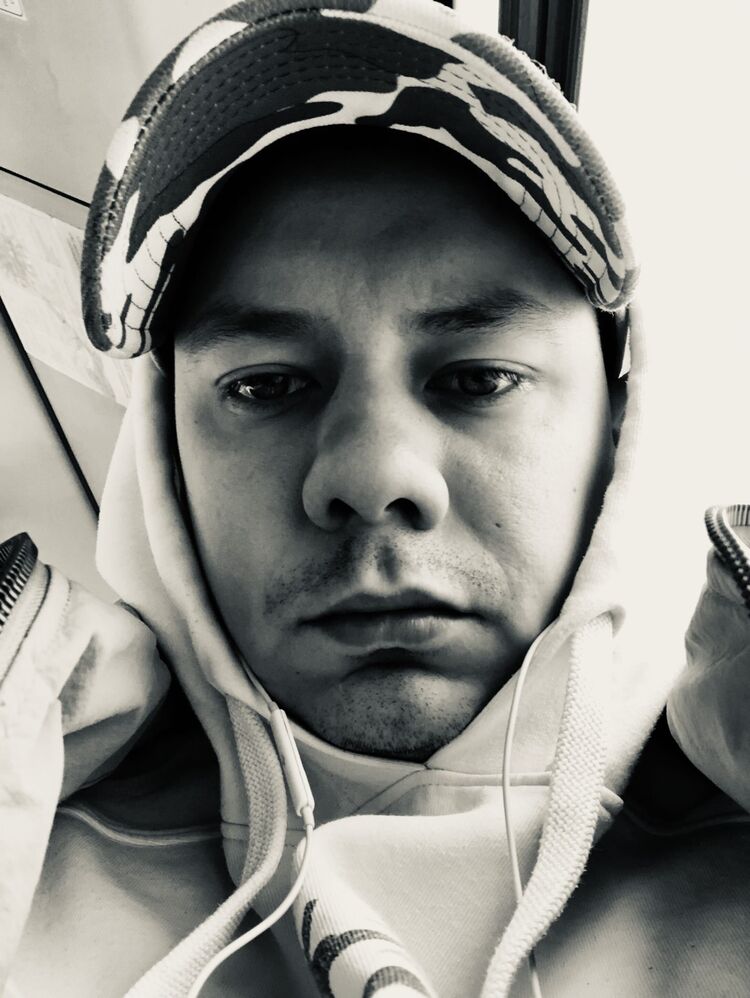  ,   Anton, 33 ,   ,   , c , 