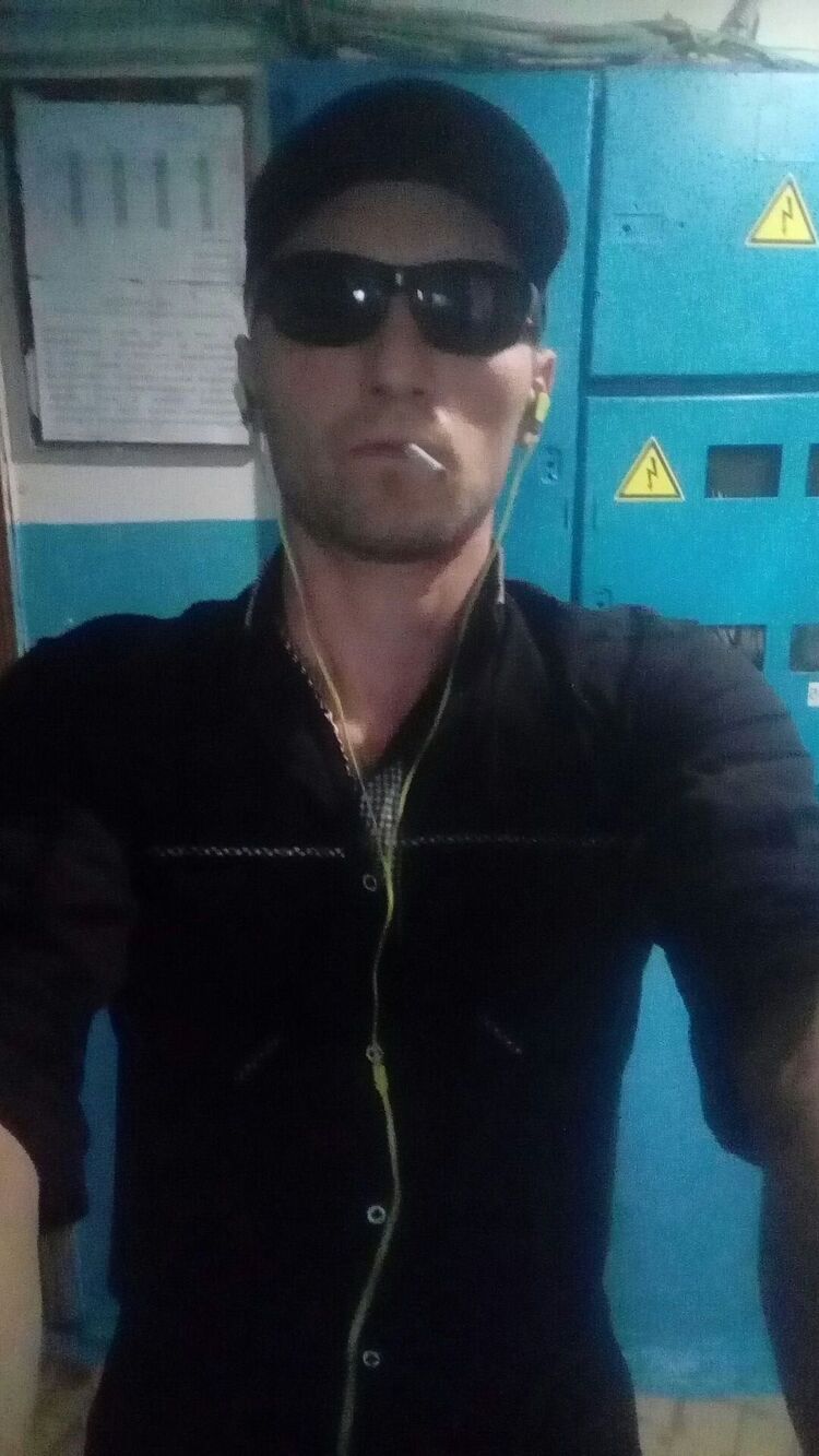  ,   Andrey, 22 ,   ,   