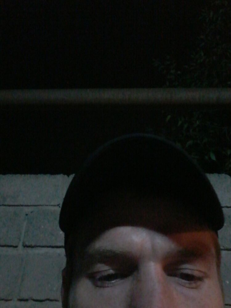  ,   Maloi, 34 ,  