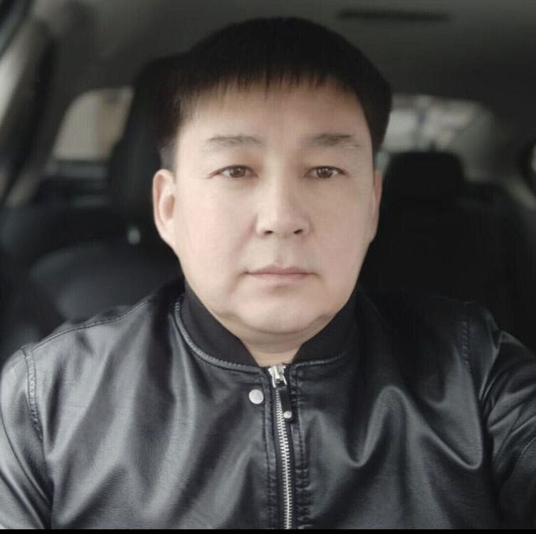  28066536  Daniyr, 47 ,    