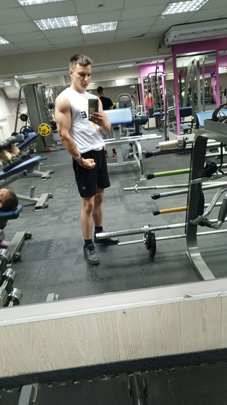  46986566  Vladimir, 26 ,    