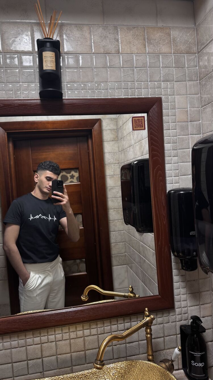  54623546  Rizvan, 22 ,    