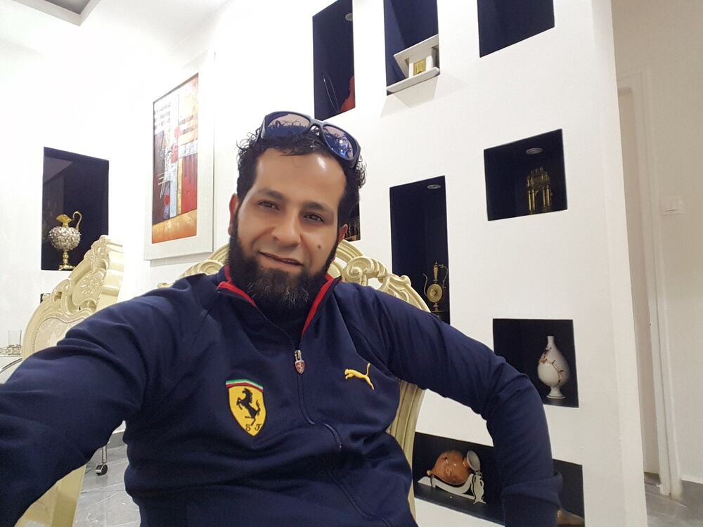  ,   Kader, 47 ,   ,   , c 