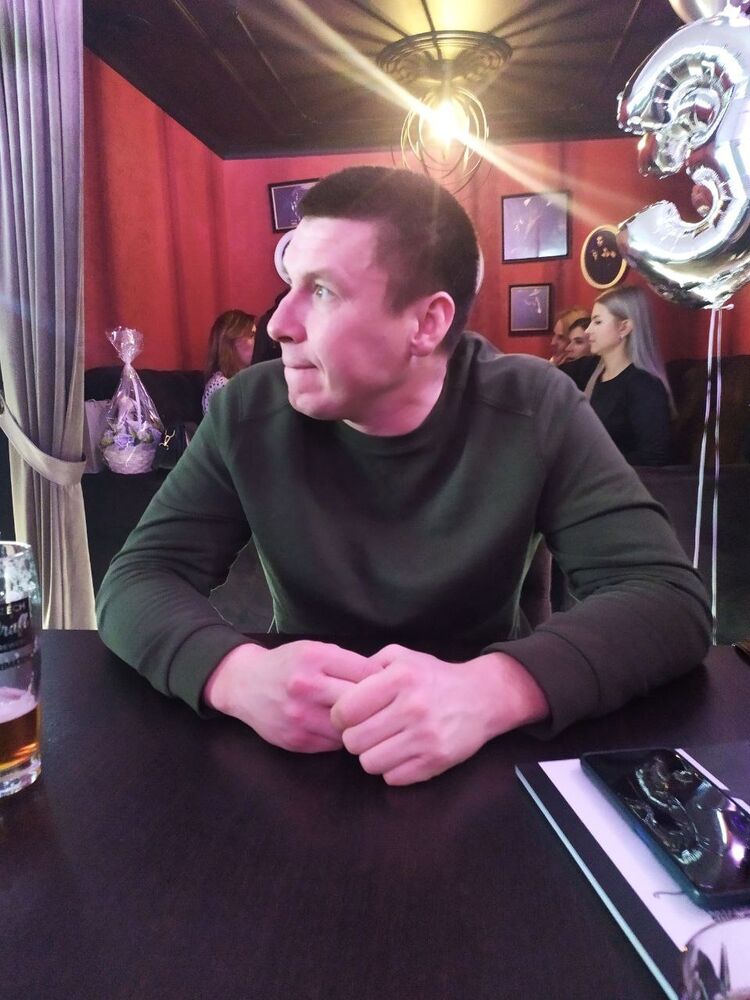  32270796  Vitalik, 34 ,    