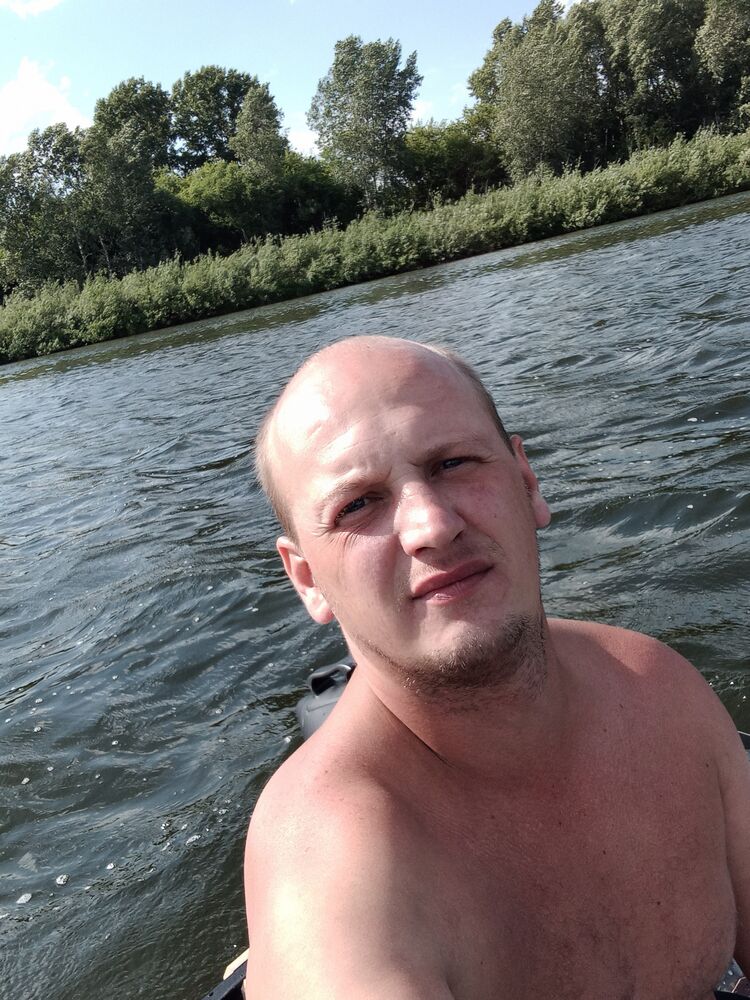 36757036  , 33 ,    