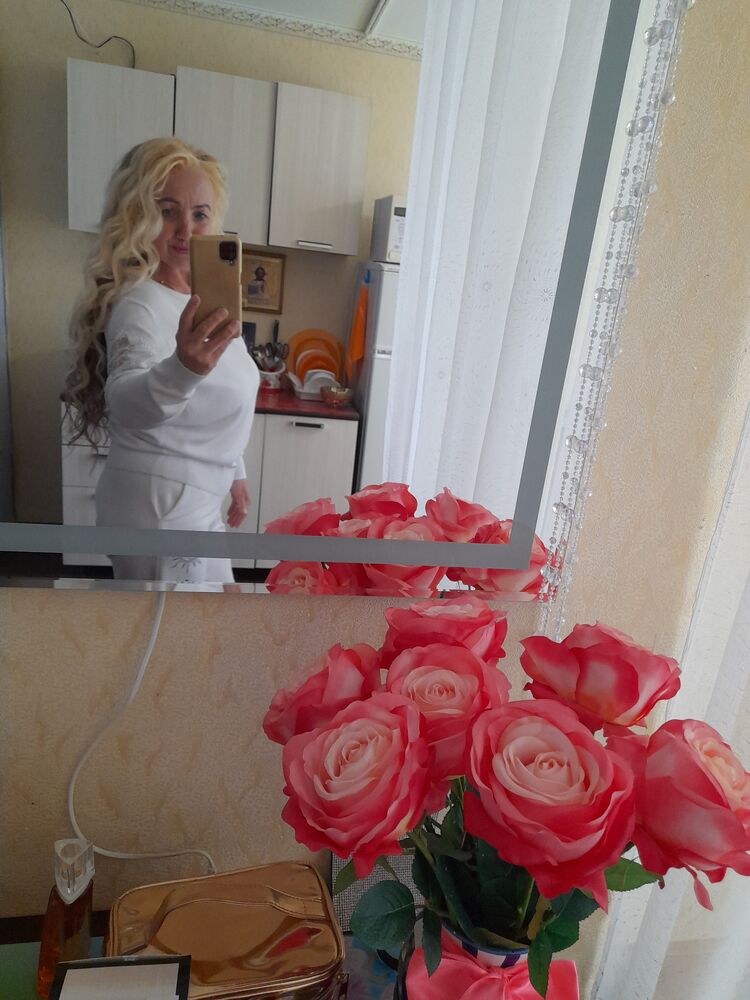  ,   Nadezhda, 58 ,   c 