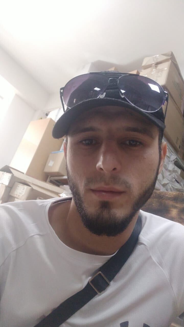  33928406  Aliev, 29 ,    