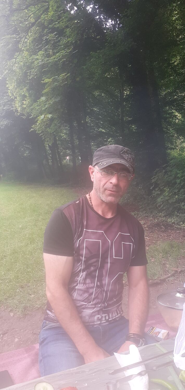  25218886  Zair, 48 ,    Illingen
