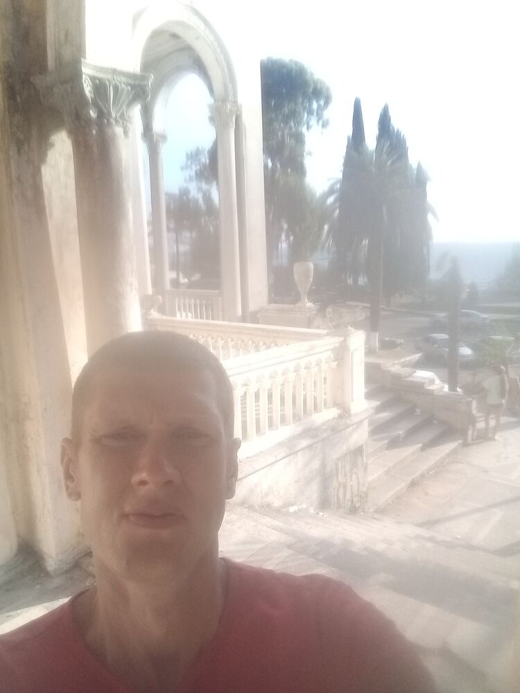  47766826  Mikhail, 39 ,    