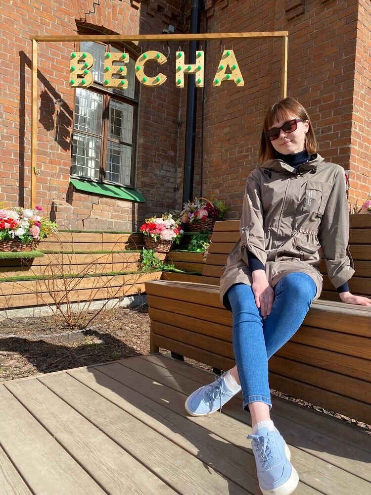  ,   Ekaterina, 24 ,   