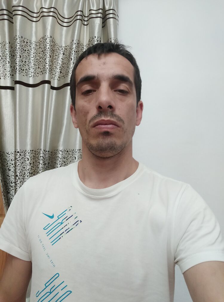  46652406  , 33 ,    