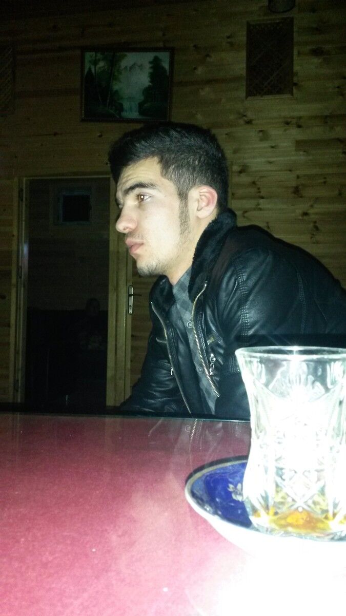  5593216  Tahir, 33 ,    