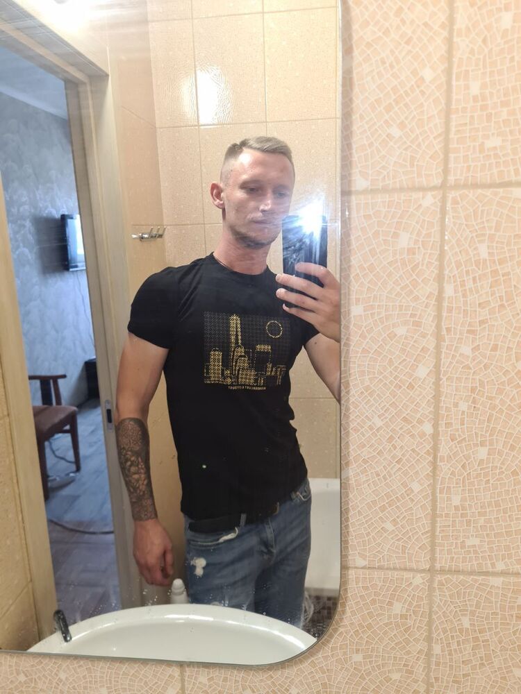  ,   Alex, 32 ,   ,   , c 