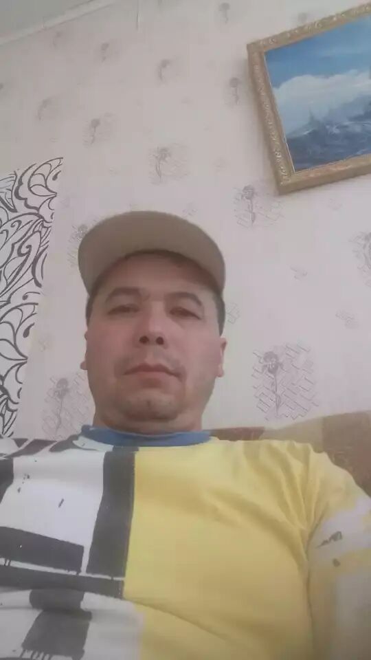  22827806  MARAT, 49 ,    