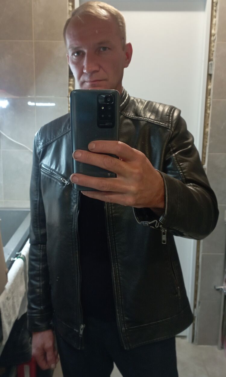  29643026  , 46 ,    
