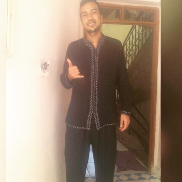  ,   Hamza haji, 28 ,   ,   , c 