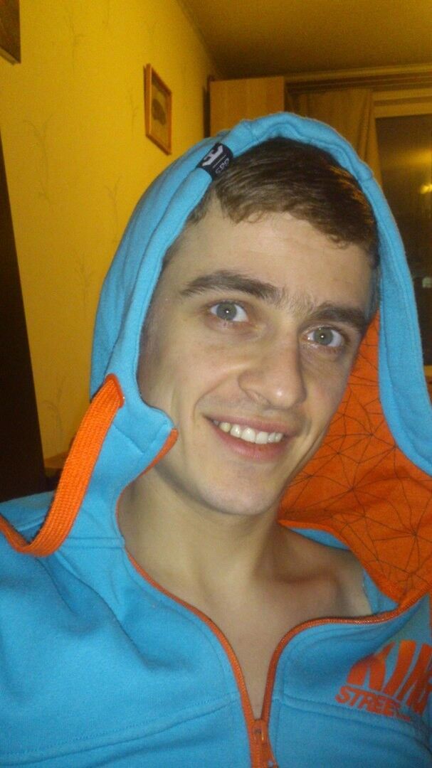  8461156  , 35 ,    -