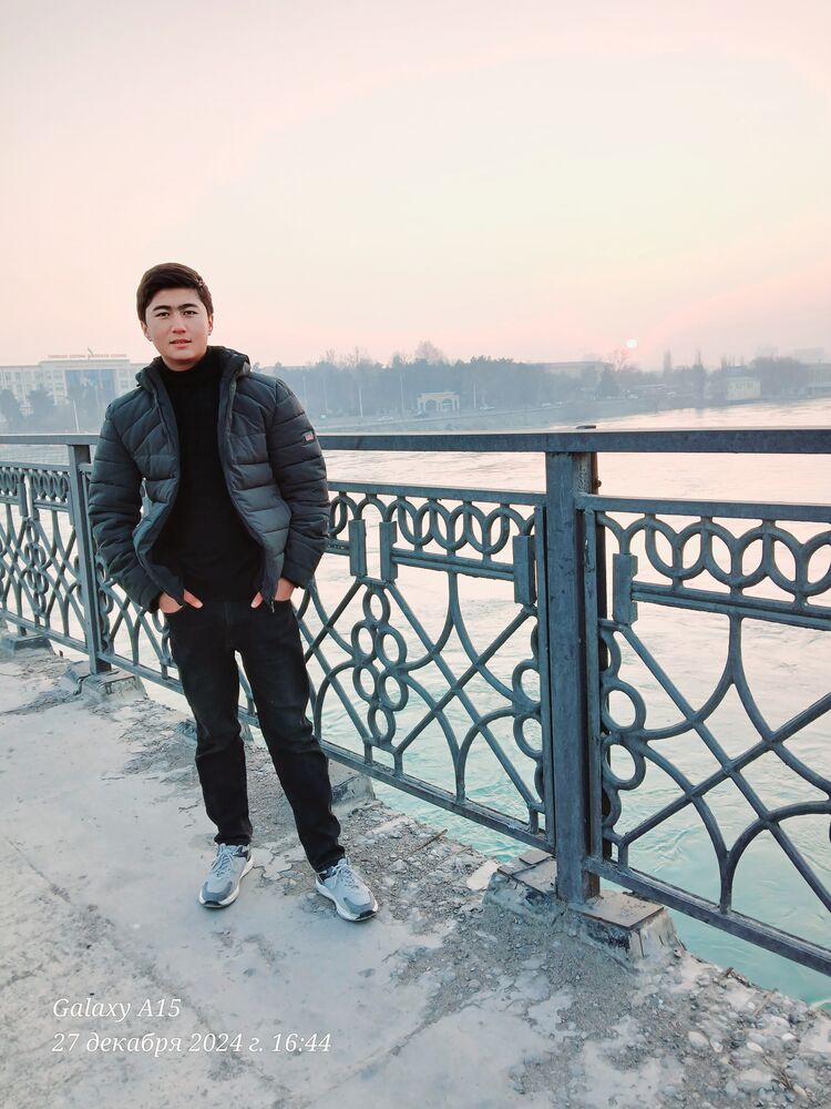  49680566  Alisher, 21 ,    