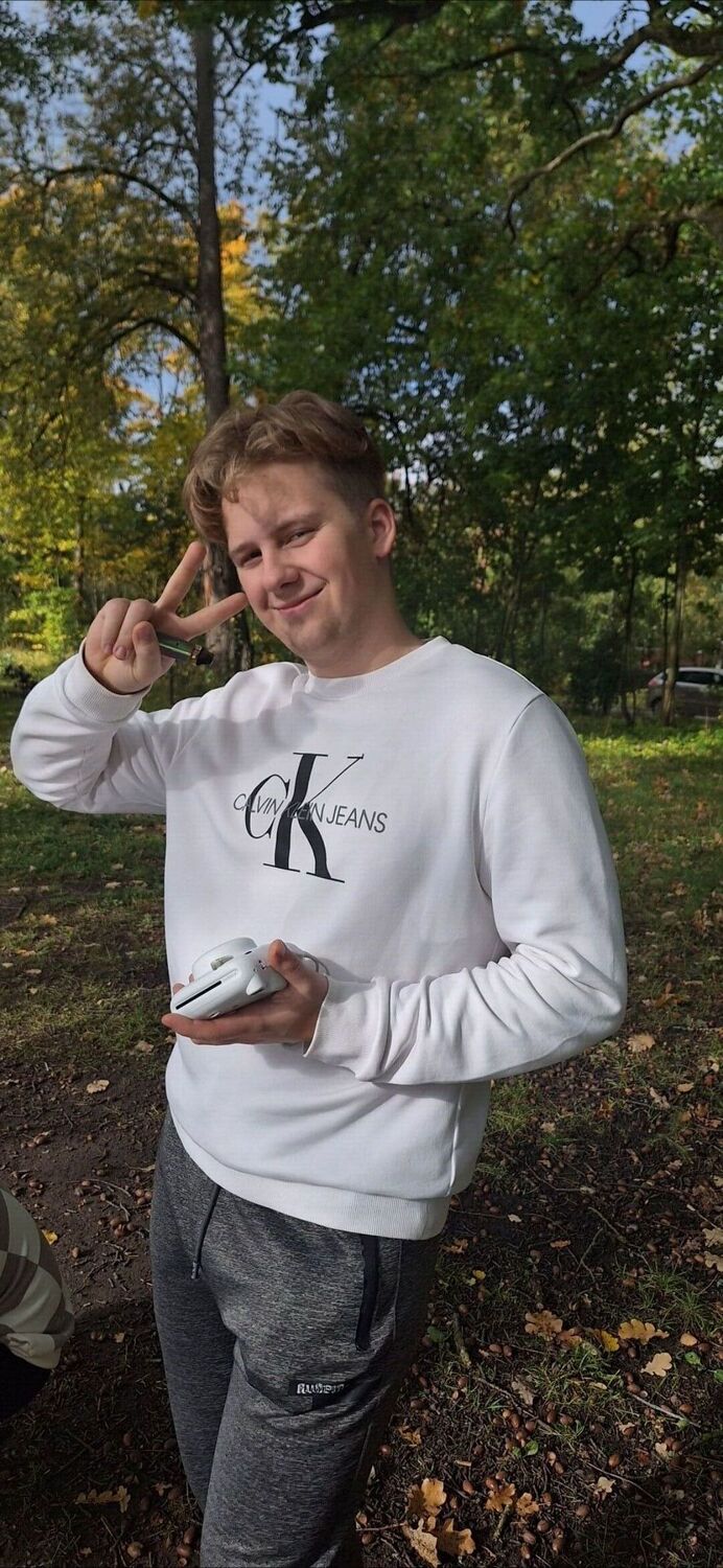  54721356  , 21 ,    -