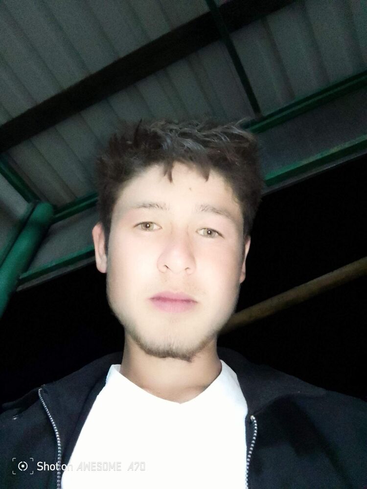  46549606  Abdumajid, 21 ,    