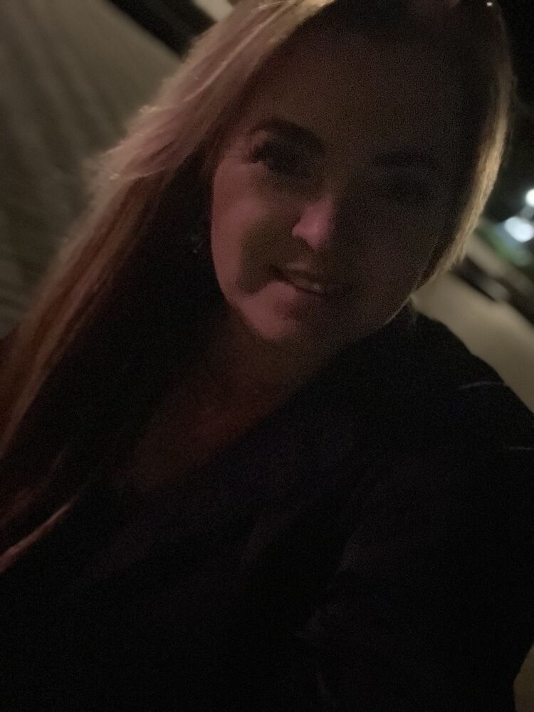  ,   Julia, 39 ,   ,   , c , 
