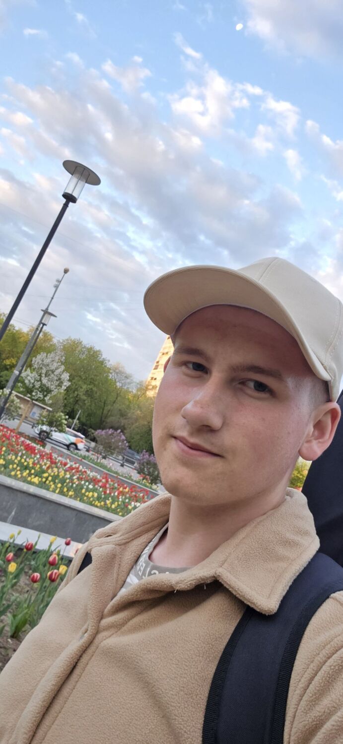  52515266  Dyadyushka, 19 ,     