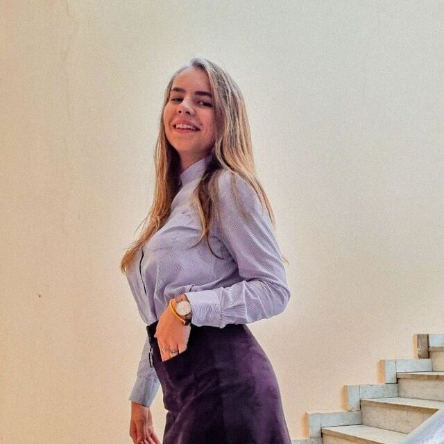  ,   Maria, 22 ,   ,   