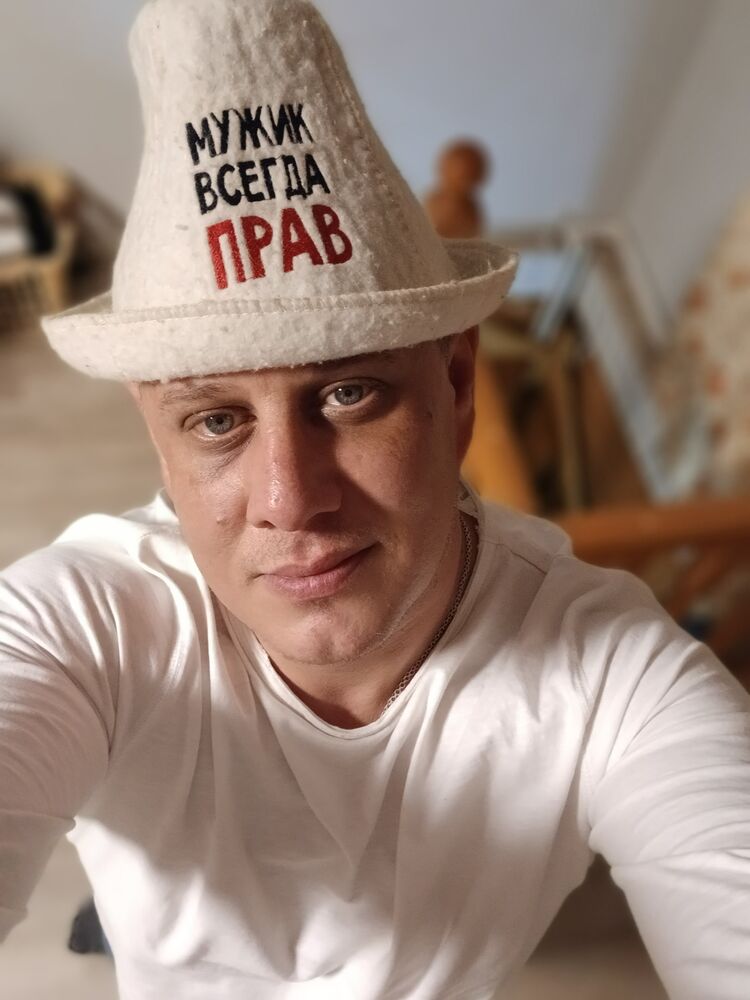 ���� 40324086 ������� �����, 44 ����, ���� ���������� � ������������