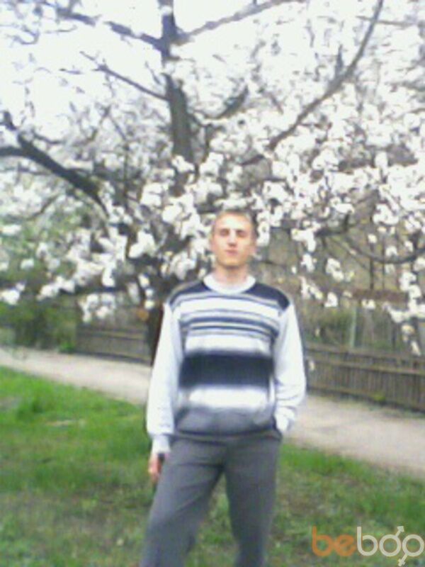  214526  Maks, 37 ,    