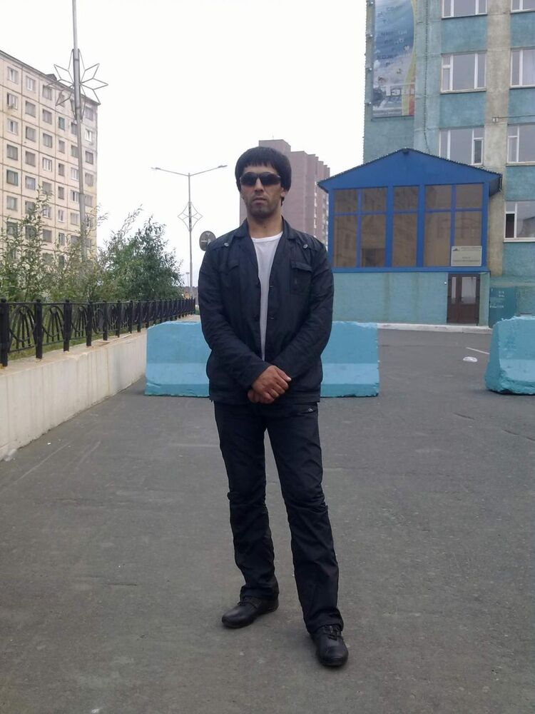  ,   Ilkin, 46 ,  