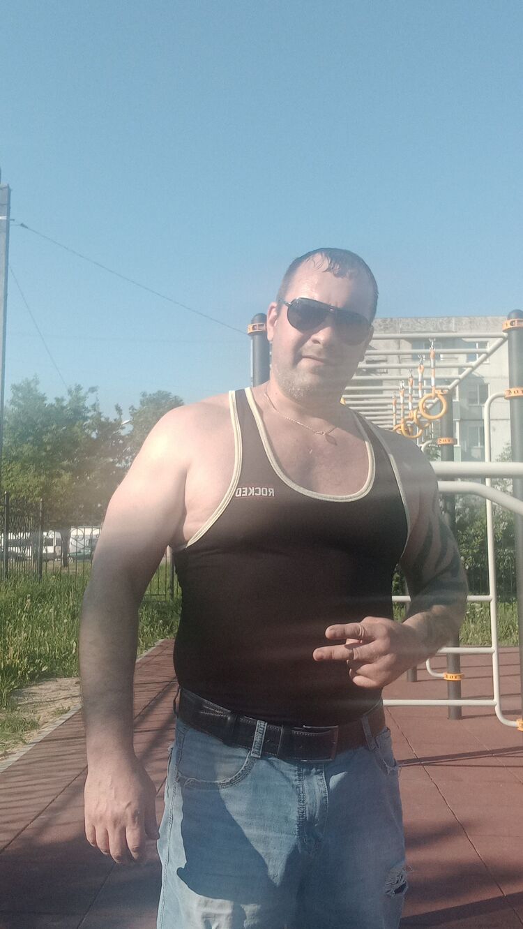  39833056  , 40 ,    
