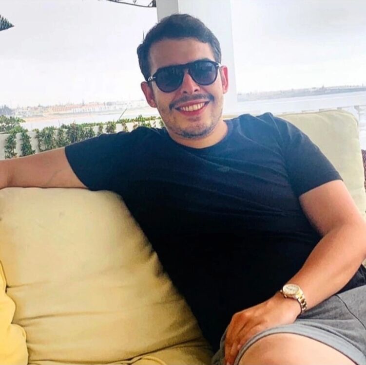  ,   Yassine, 30 ,   ,   