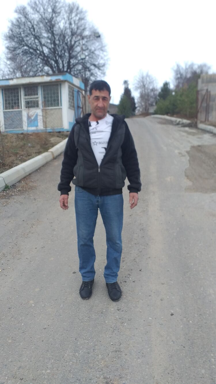  ,   Farxod, 48 ,   ,   