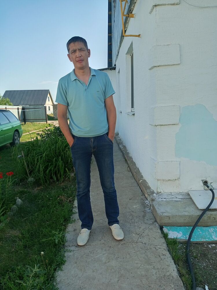  44988476  , 37 ,    