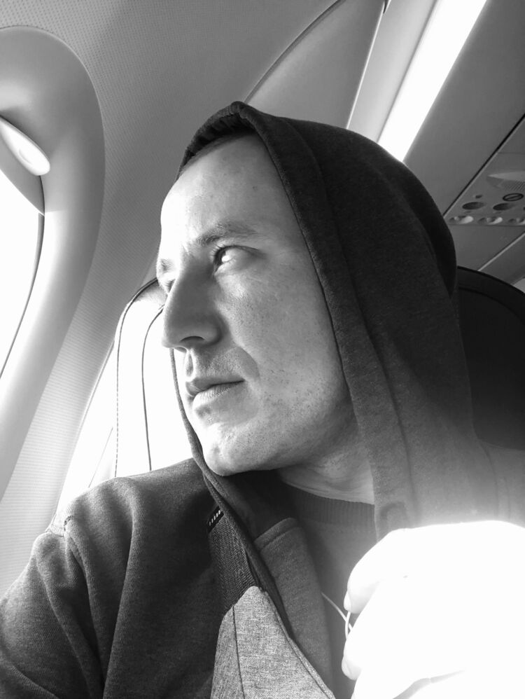  27073186  , 33 ,    --