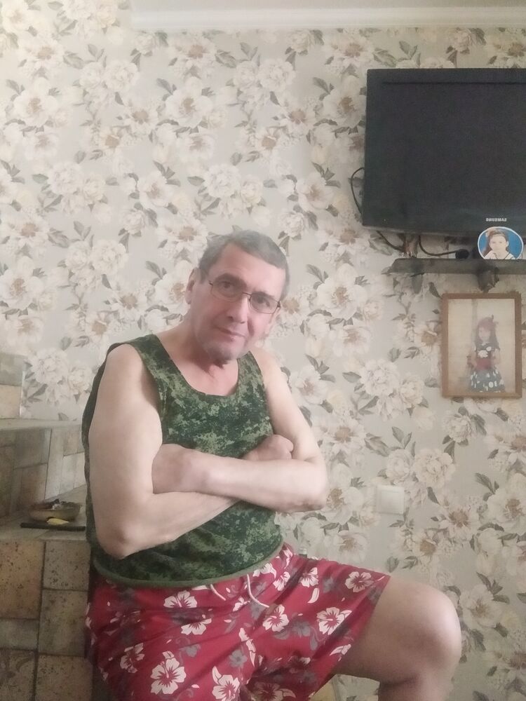  53115056  , 57 ,    