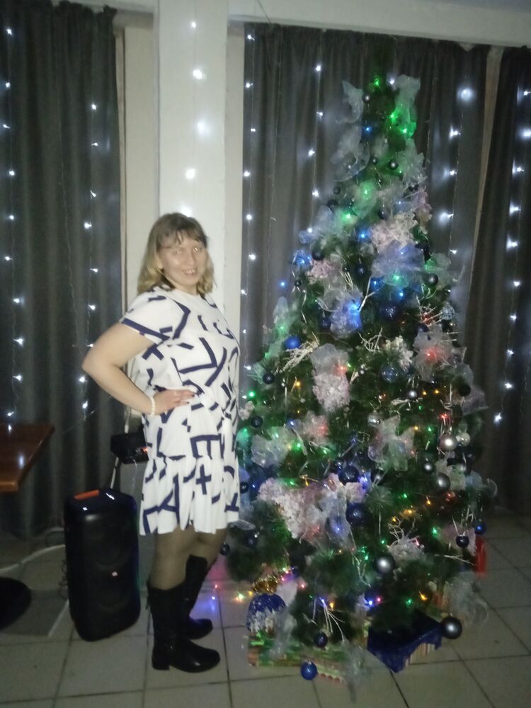  43319426  Maria, 35 ,    