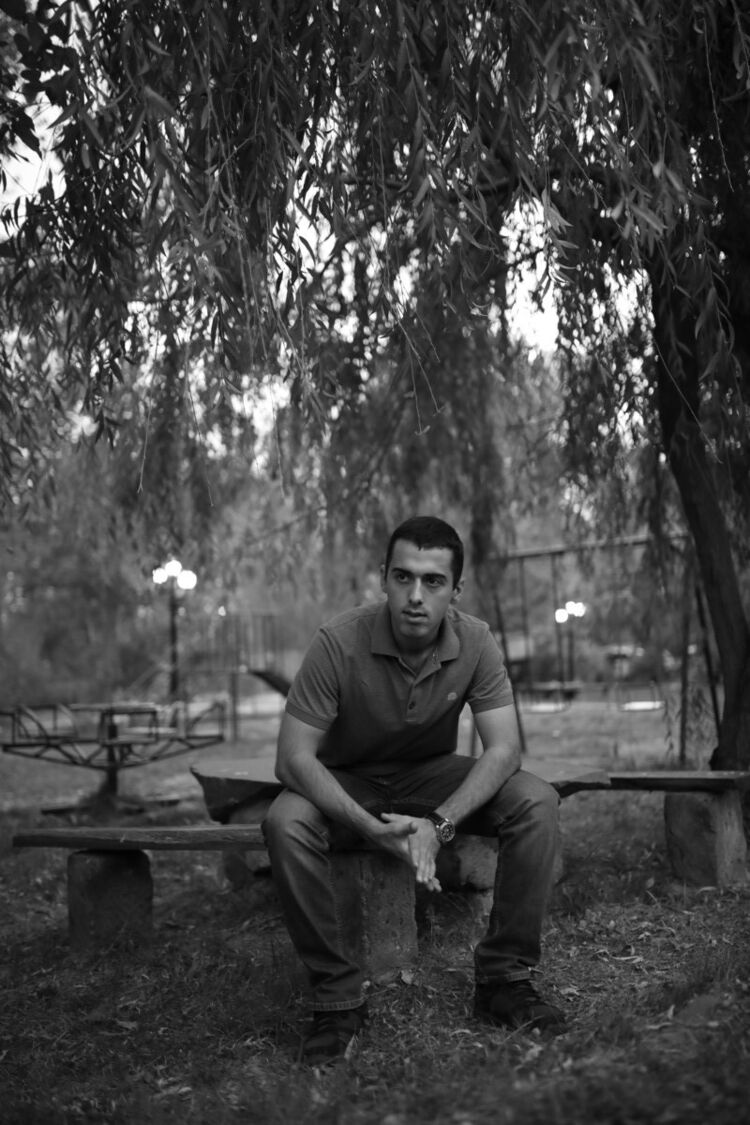  ,   Raf, 32 ,   