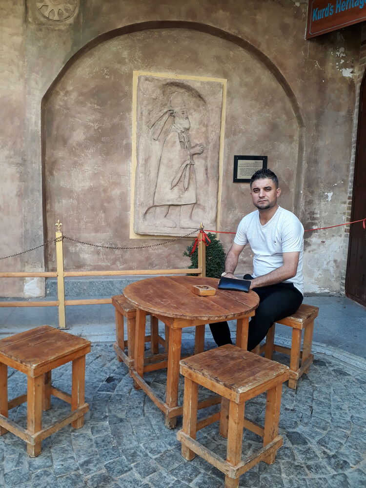  As Sulaymaniyah,   Ako, 42 ,   c 